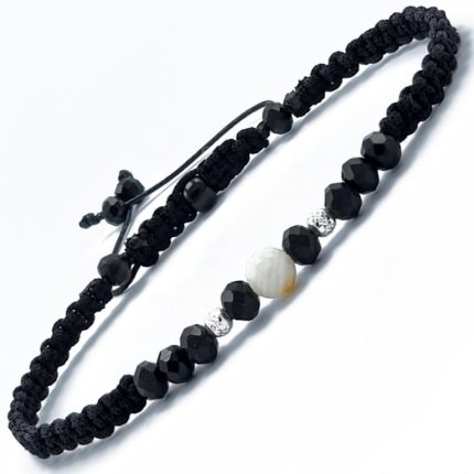 Rachno izrabotena makrame grivna s Byal Sedef, Kristalni Manista i Srebro 925 & 8220 ARTISAN& 8221