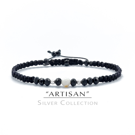 Rachno izrabotena makrame grivna s Byal Sedef, Kristalni Manista i Srebro 925 & 8220 ARTISAN& 8221