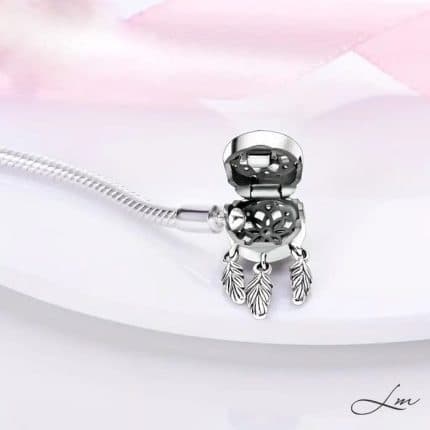 Grivna za talismani s talisman Dreamcatcher i kubichen tsirkoniy