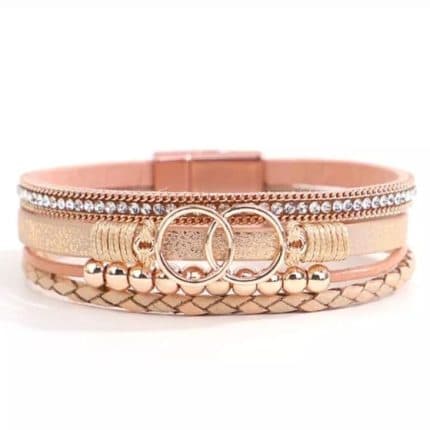 Damska kozhena grivna boho stil s metalni elementi i kristali & 8211 Nepovtorima elegantnost i stil