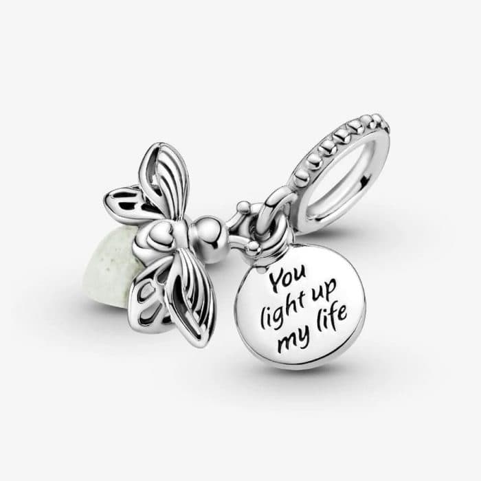 Srebaren talisman Svetulka Elegantnost i magiya v edin aksesoar