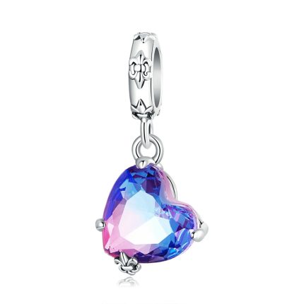 Srebaren talisman sartse Simvol na lyubov i elegantnost