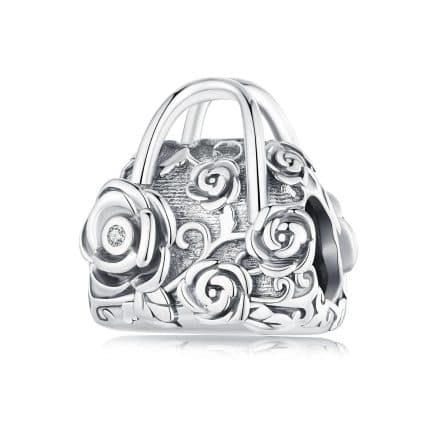 Srebaren talisman Chanta s rozi