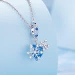 Srebaren talisman sas sin kristal i snezhinki