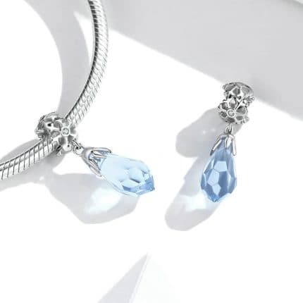 SREBAREN TALISMAN SIN KRISTAL & 8211 ELEGANTNOST I BLYaSAK ZA VAS