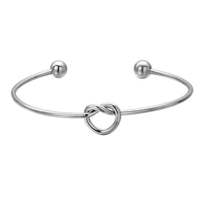 Posrebrena grivna tip cuff s vazel na lyubovta